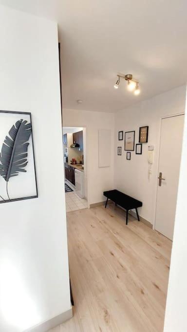 Cosy Home 2, 2 Chambres, 6 Personnes, 3 Min Gare, Parking Cergy Luaran gambar